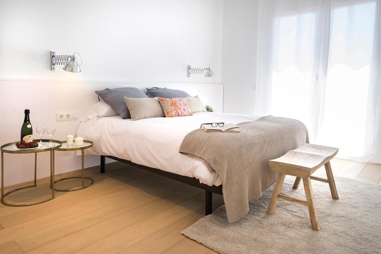 Friendly Rentals Gran Via Barcelona Exterior foto