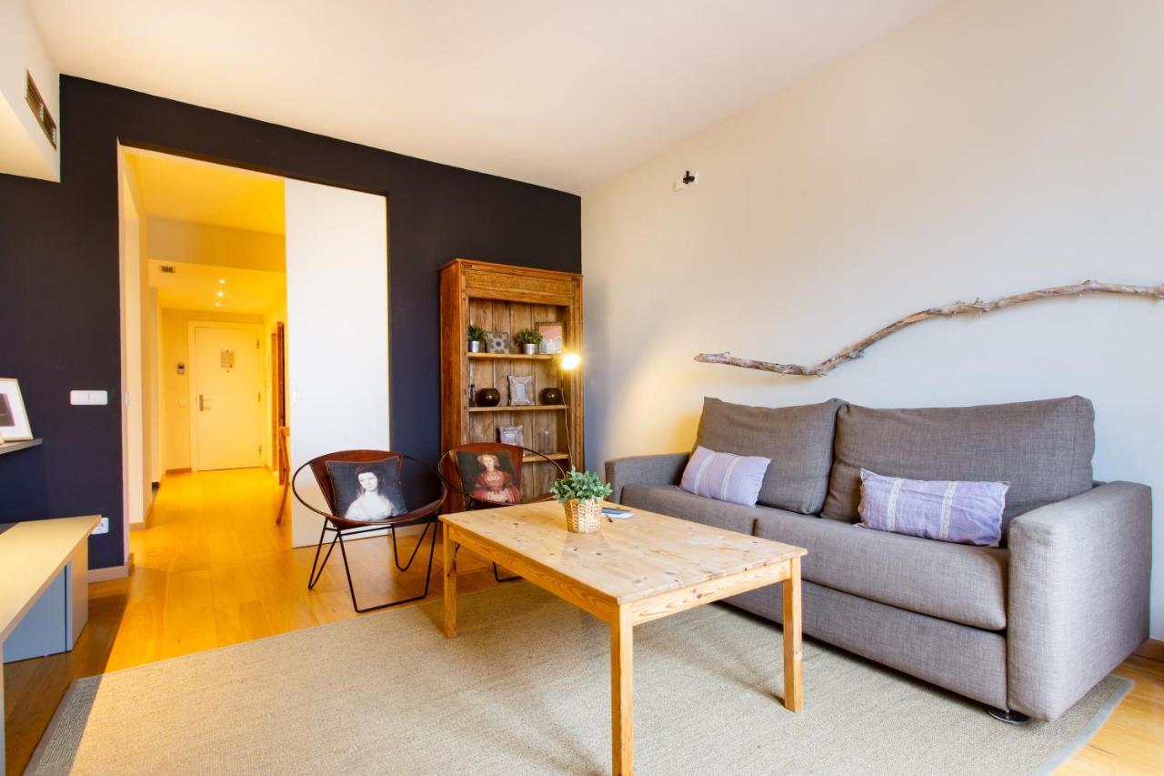 Friendly Rentals Gran Via Barcelona Exterior foto