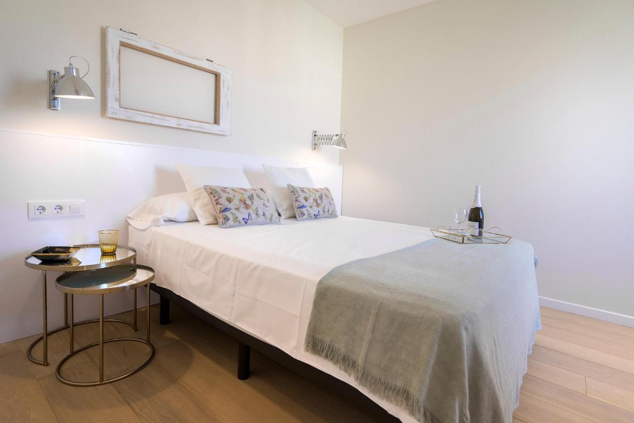 Friendly Rentals Gran Via Barcelona Exterior foto